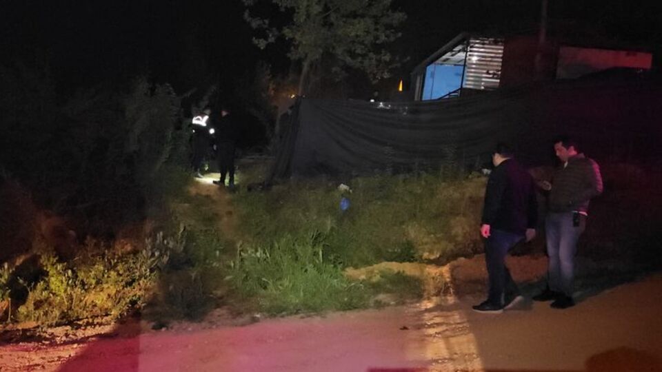 Silahla başından vurulan kişi öldü