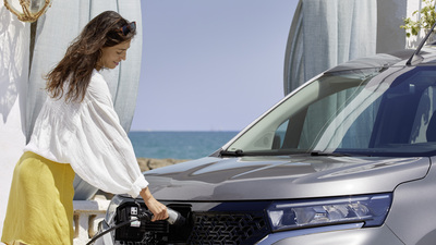 Ticari araç pazarına geri döndü