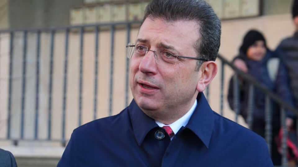 İmamoğlu'ndan deprem paylaşımı