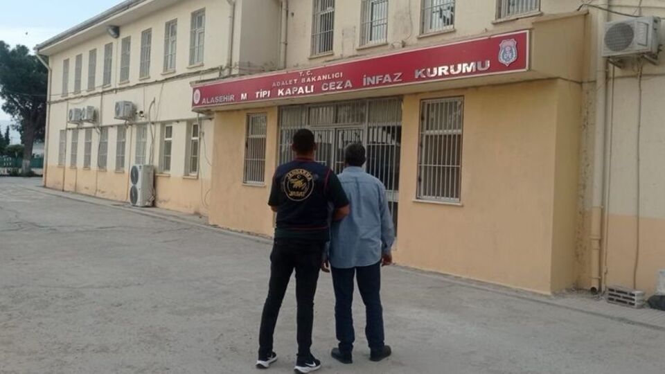 Manisa'da tefecilik operasyonu