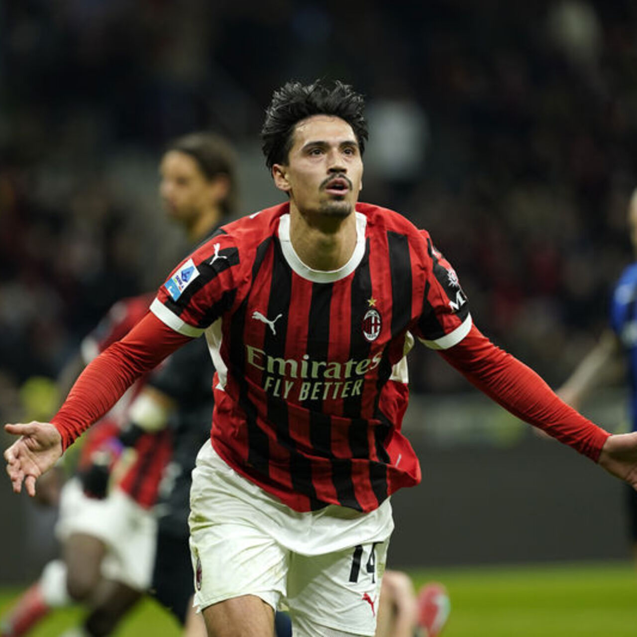Dev maçı kazanan Milan, finale yükseldi!