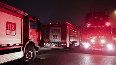 Oto galericiler sitesinde yangın