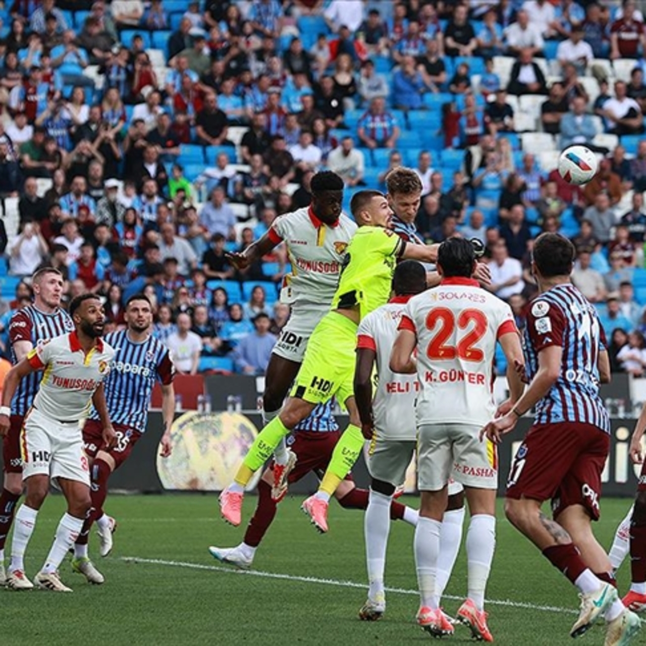 Trabzonspor-Göztepe maçı canlı izle!