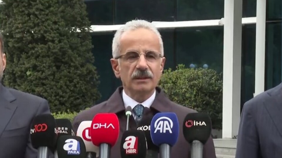 Deprem sonrası iletişim neden kesildi?