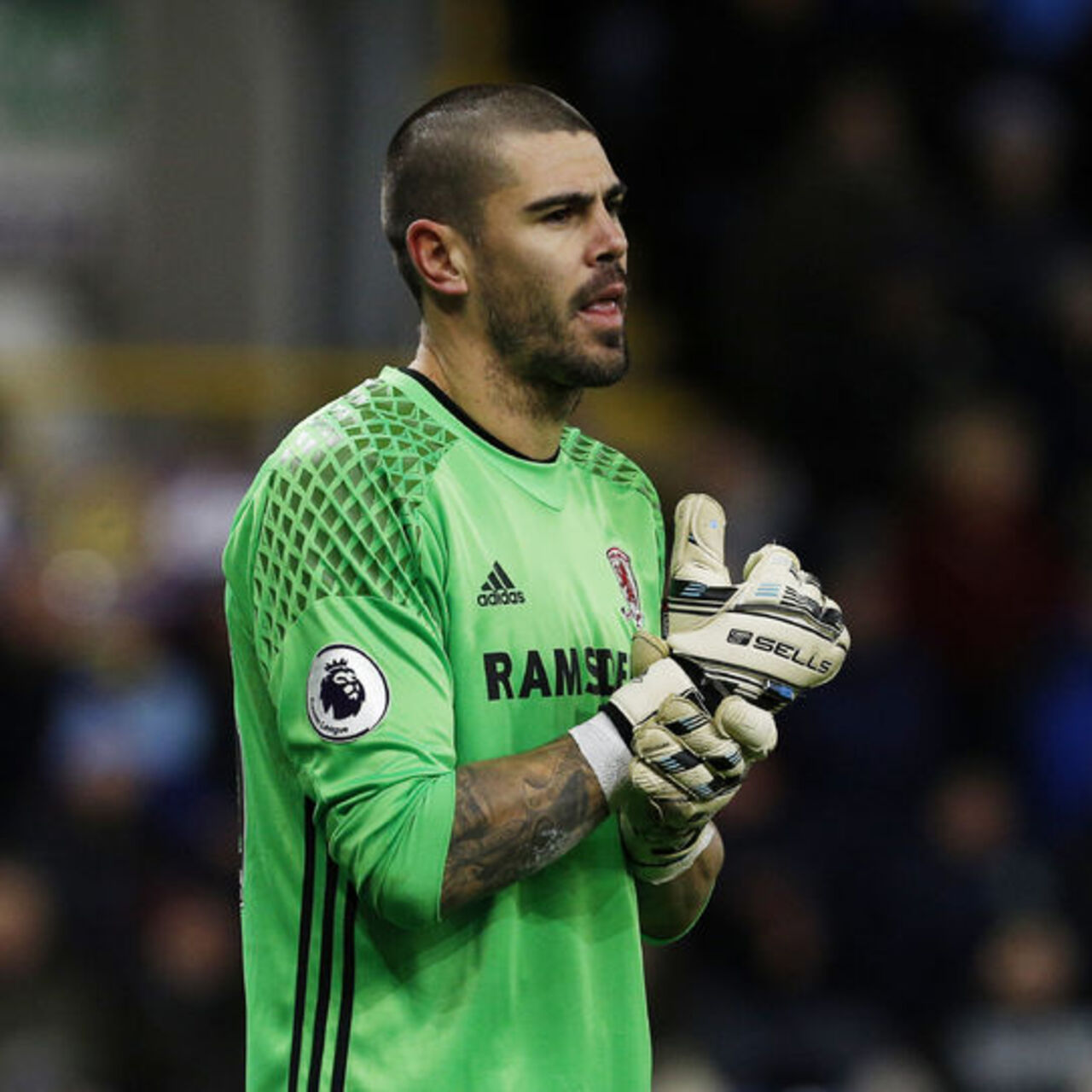 Victor Valdes, İspanya 4. Lig ekibinde!