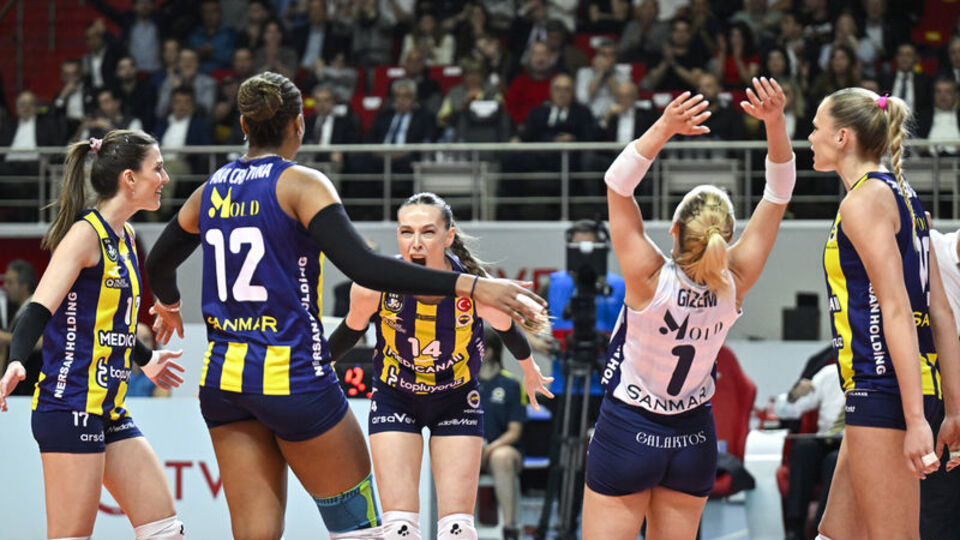 Fenerbahçe Medicana seride 1-0 öne geçti!