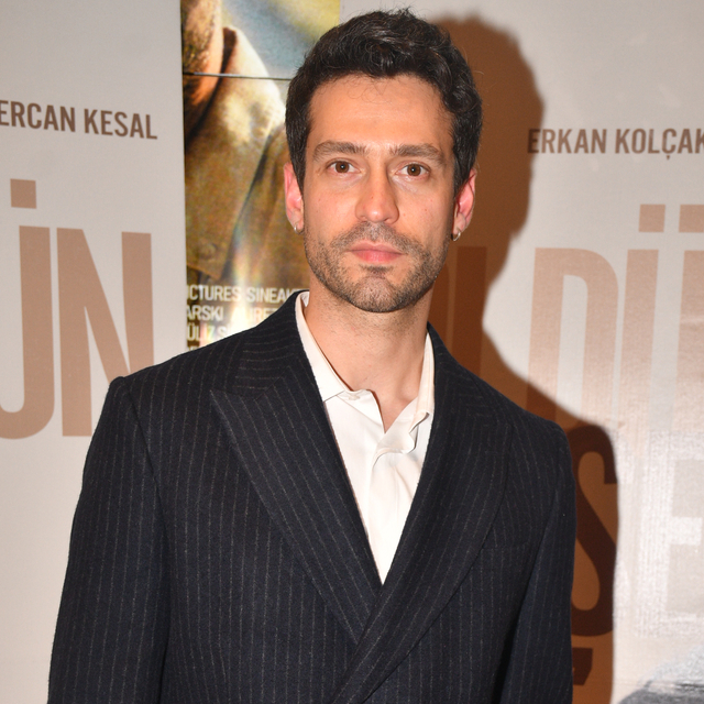 "Barış Manço filmi rafa kalktı"