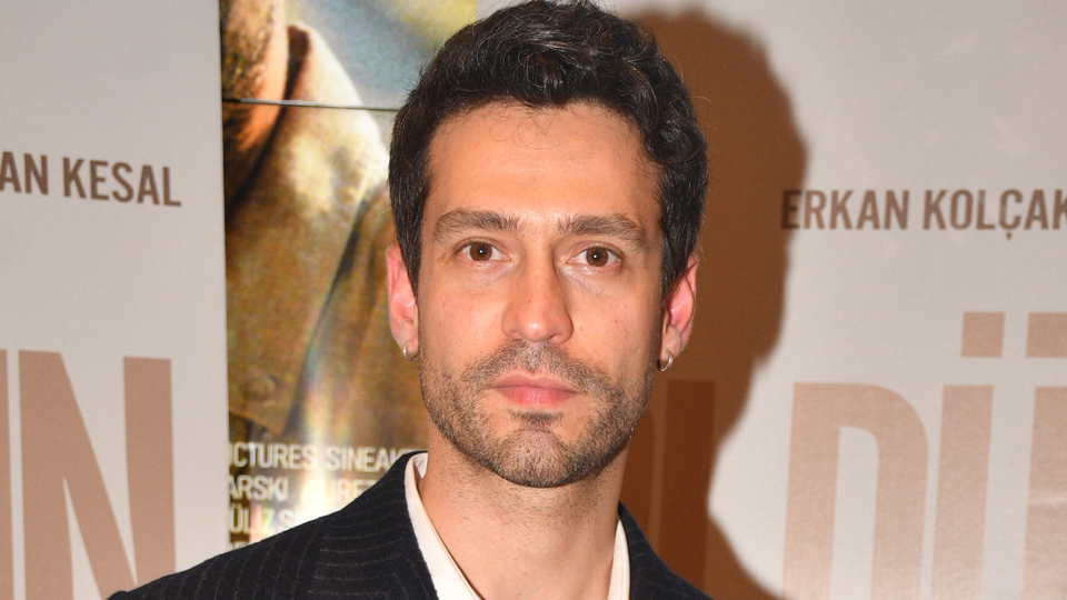 "Barış Manço filmi rafa kalktı"