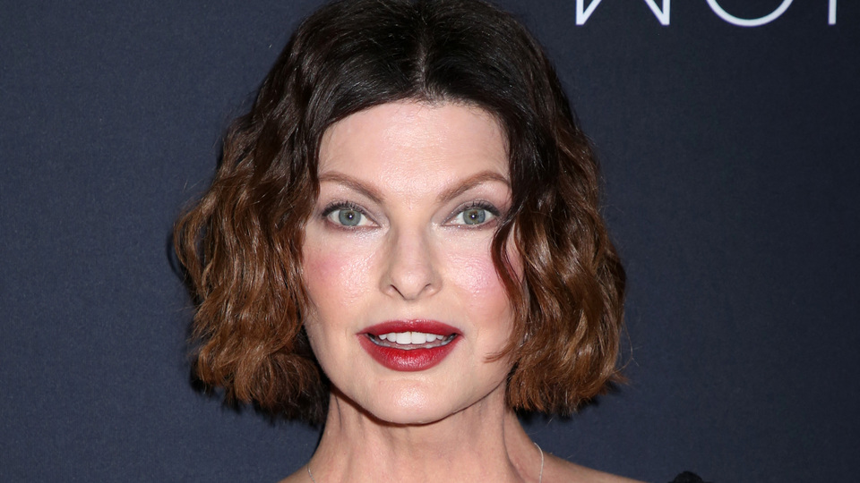 "Hâlâ aynaya bakmıyorum"