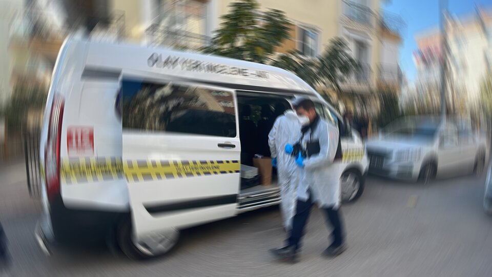 Polisten kaçarken odunlukta kız arkadaşını öldürdü!