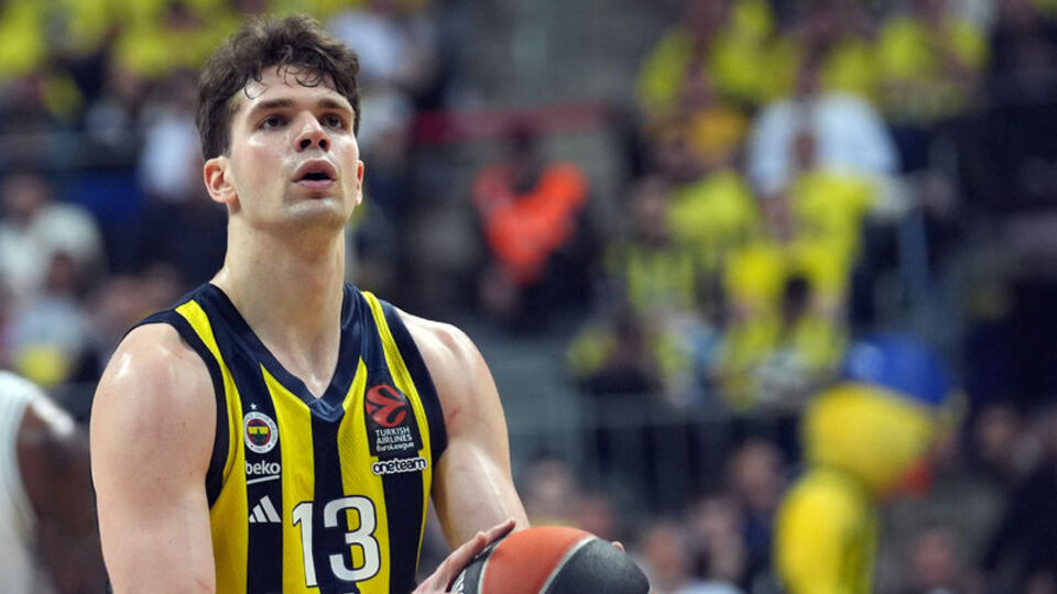 "Hayalim EuroLeague'i kazanıp NBA'e gitmek"