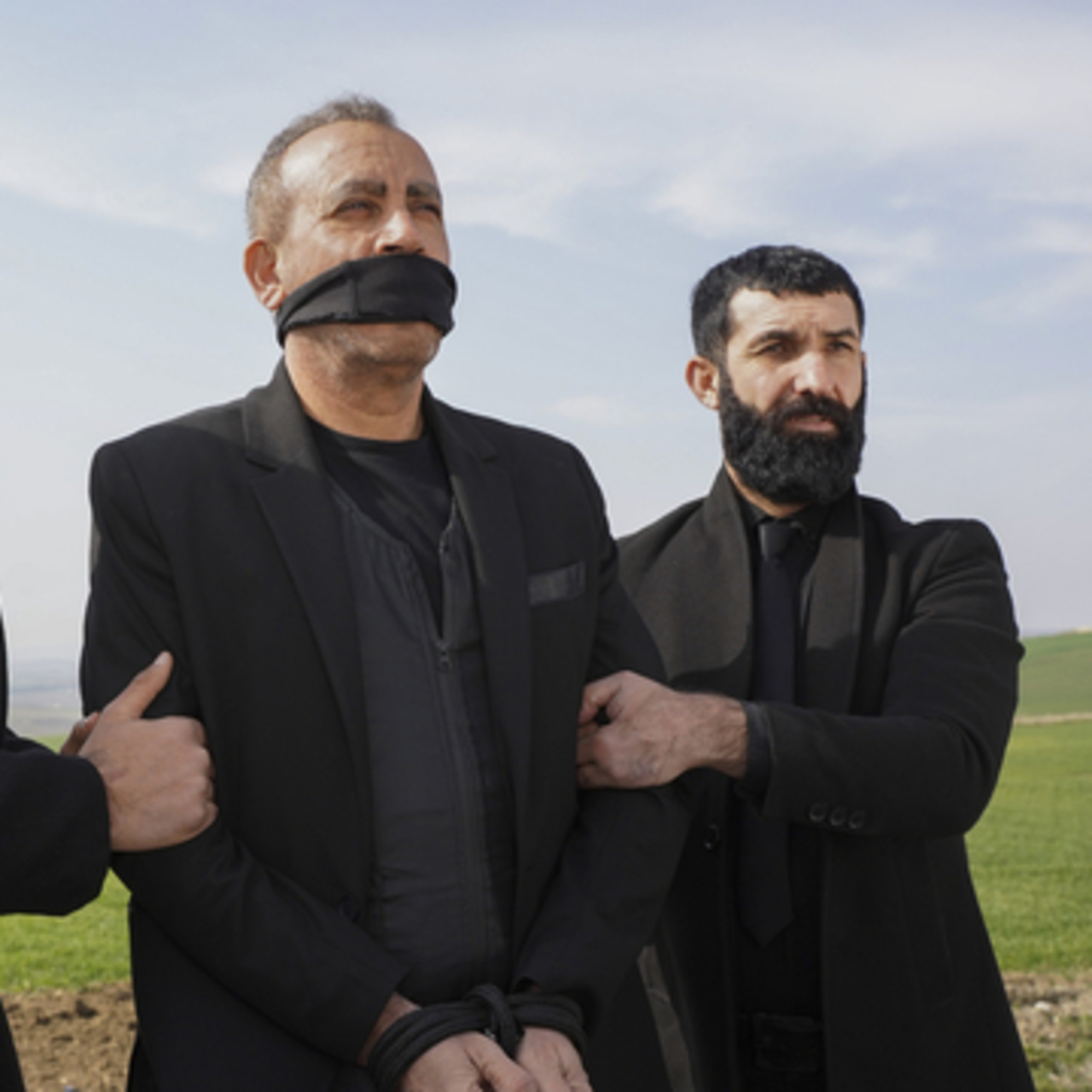 Üçlü Pürüz filminin konusu nedir?