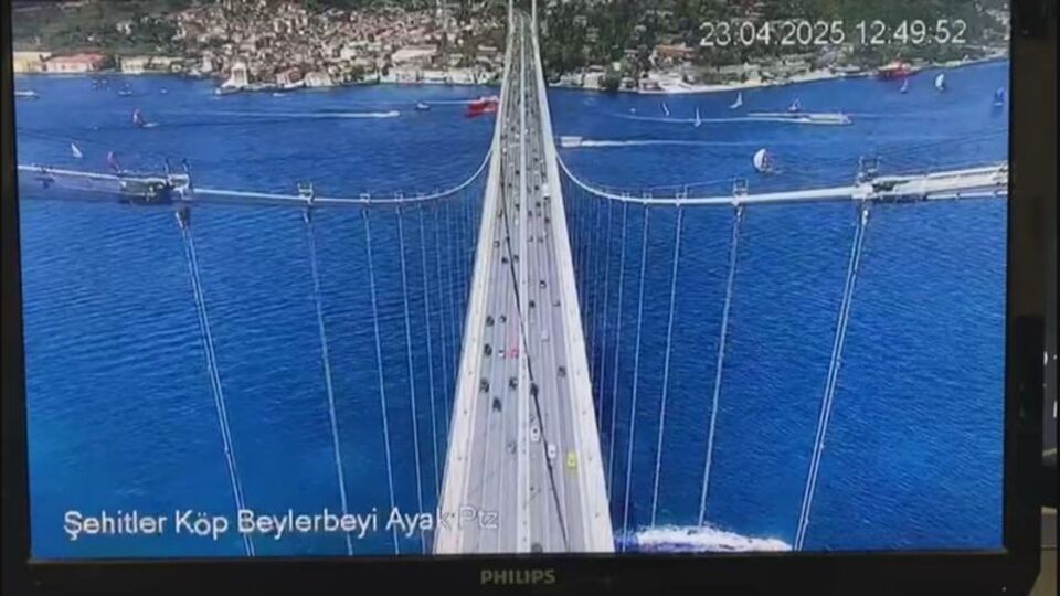 Köprüde deprem anı