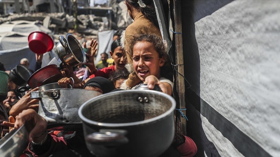 "Gazze'de çocuklar açlıktan ölüyor"