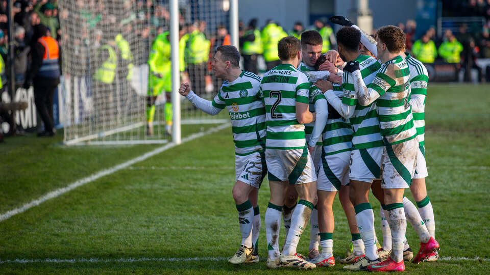 İskoçya'da şampiyon Celtic!