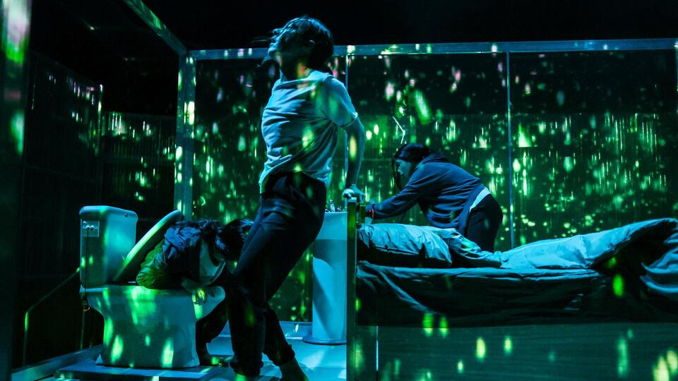 'İnsanlar Mekanlar Nesneler' 29 Nisan'da sahnede