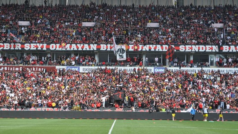 Eskişehirspor'dan tarihi taraftar rekoru