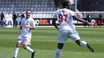 Ümraniyespor 3 puanı 3 golle aldı