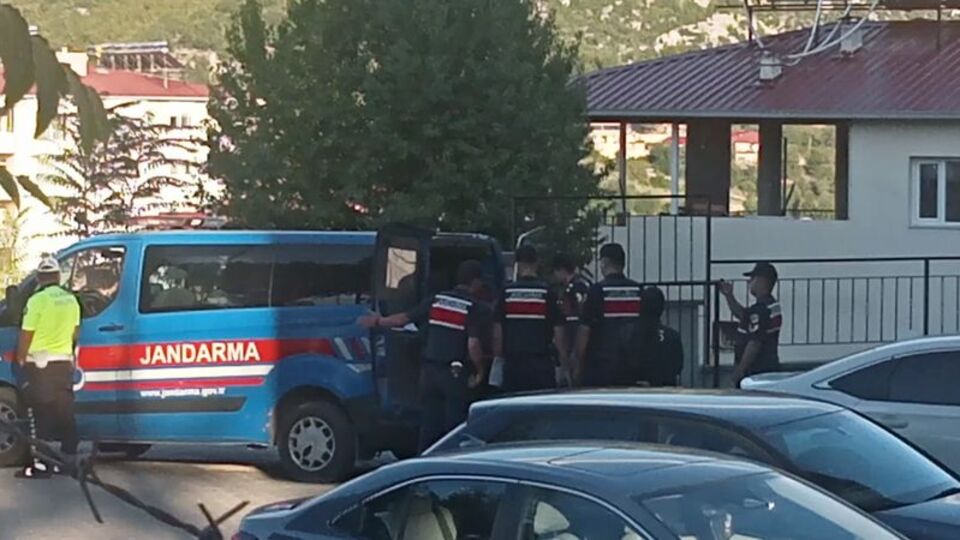 Çobanı darp eden kız kardeşlere hapis