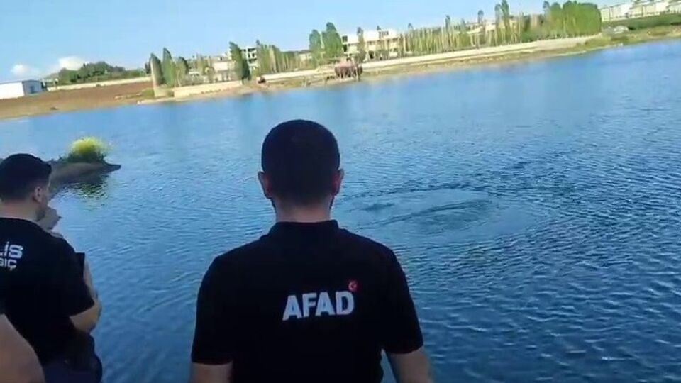 Gölete düşen küçük çocuk hayatını kaybetti