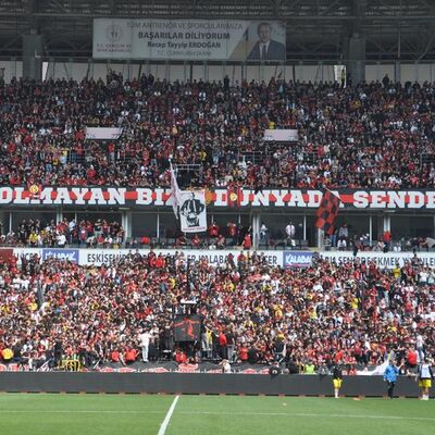 Eskişehirspor'dan tarihi taraftar rekoru