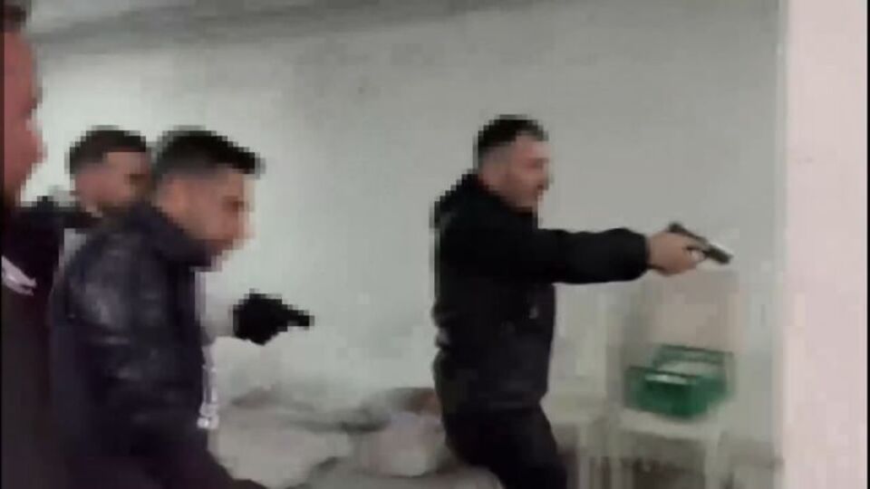 İstanbul'da silah imalathanesine operasyon