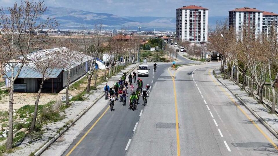 Yeşilyurt'ta bisiklet turu düzenlendi