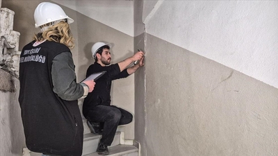 6.2 sonrası Bakırköy'de 124 ihbar 5 binaya tahliye