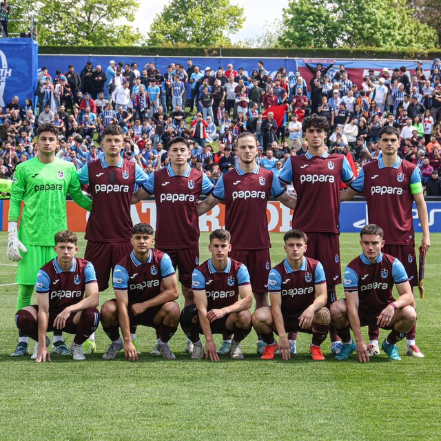 Trabzonspor U19'a destek mesajları!