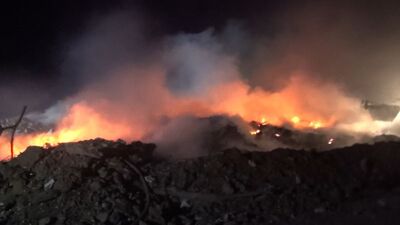 Silivri'de hurdalık alanda yangın