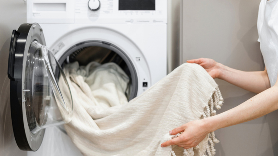 Boyanan beyazlar nasıl temizlenir?