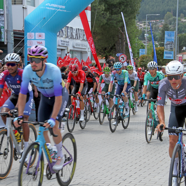 TUR 2025'in üçüncü etabı başladı