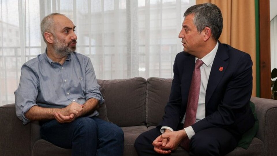 Özel'den Saymaz'a ev ziyareti