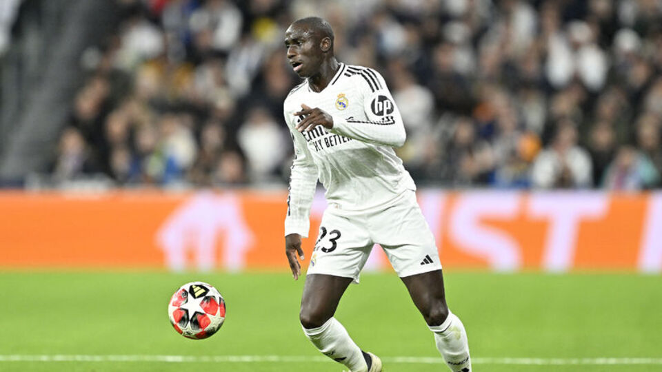 Real Madrid'e Mendy'den kötü haber!