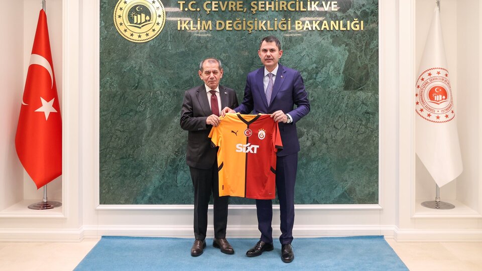 Bakan Kurum, Galatasaray Başkanı Özbek'i kabul etti