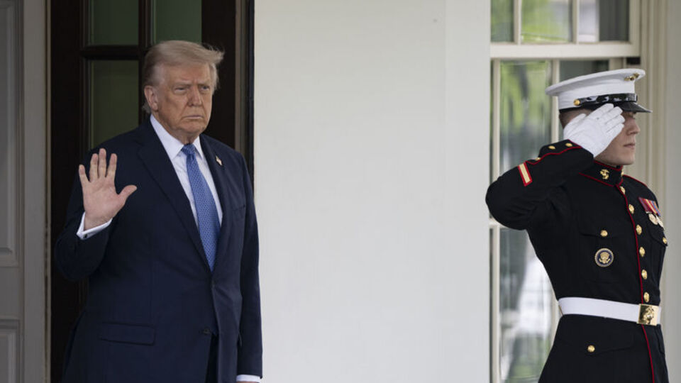 Trump: Çin'de fabrikalar kapanıyor