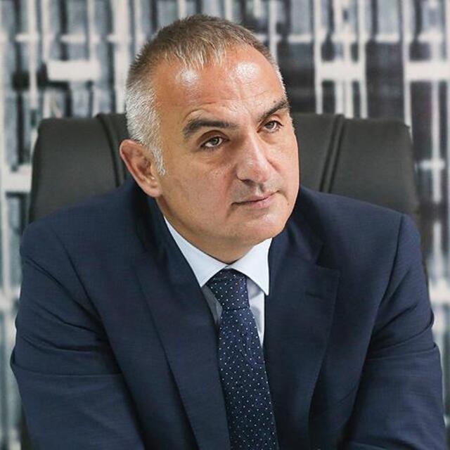 Bakan Ersoy'dan 1 Mayıs mesajı