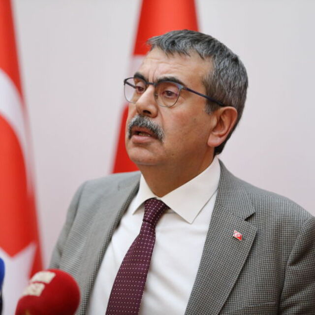 Bakan Tekin: Mülakat mekanizması tamamen kalkıyor