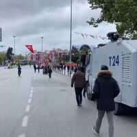 İstanbul'da 1 Mayıs! İşe gidenler yolda kaldı