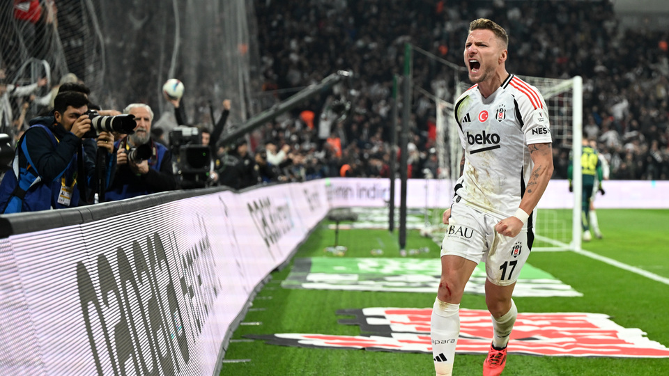 Beşiktaş, derbide 20 yıl sonra duble peşinde!
