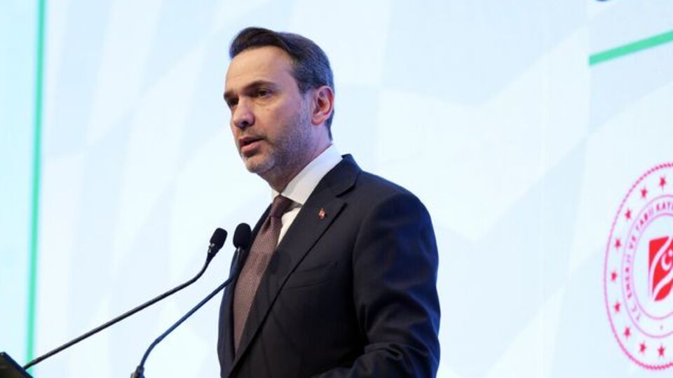 Bakan Bayraktar'dan Avrupa'daki elektrik kesintisine ilişkin açıklama