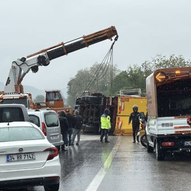 Anadolu Otoyolu'nda zincirleme kaza
