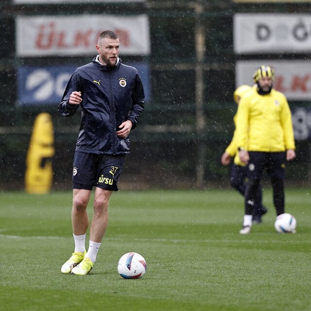 Fenerbahçe, derbinin hazırlıklarını sürdürdü