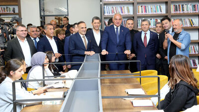 Metruk bina modern kütüphaneye dönüştü