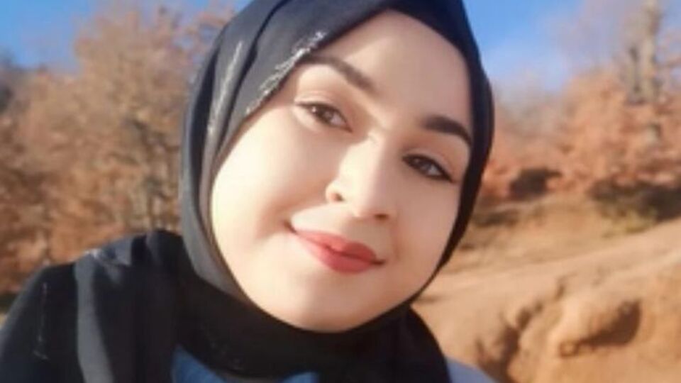 20 yaşındaki Aysun evinde katledildi!