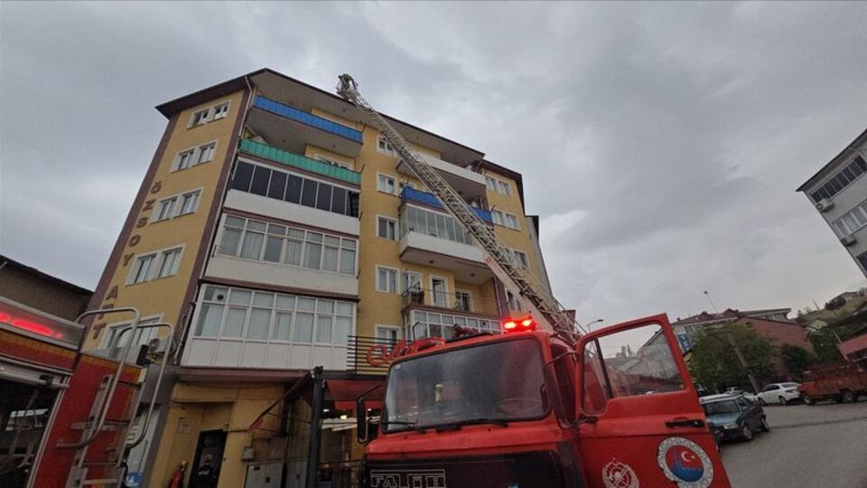 6 katlı binada yangın çıktı