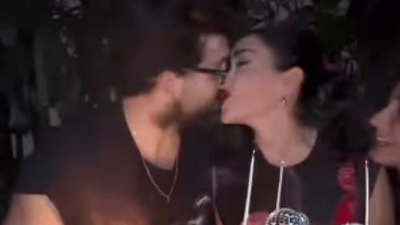 Sevgiliye özel parti