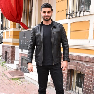 "Depremde yalın ayak dışarı fırladık"