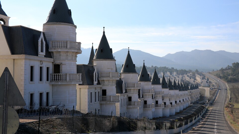 'Peri Masalı'nda 13 sanık için 885 yıl