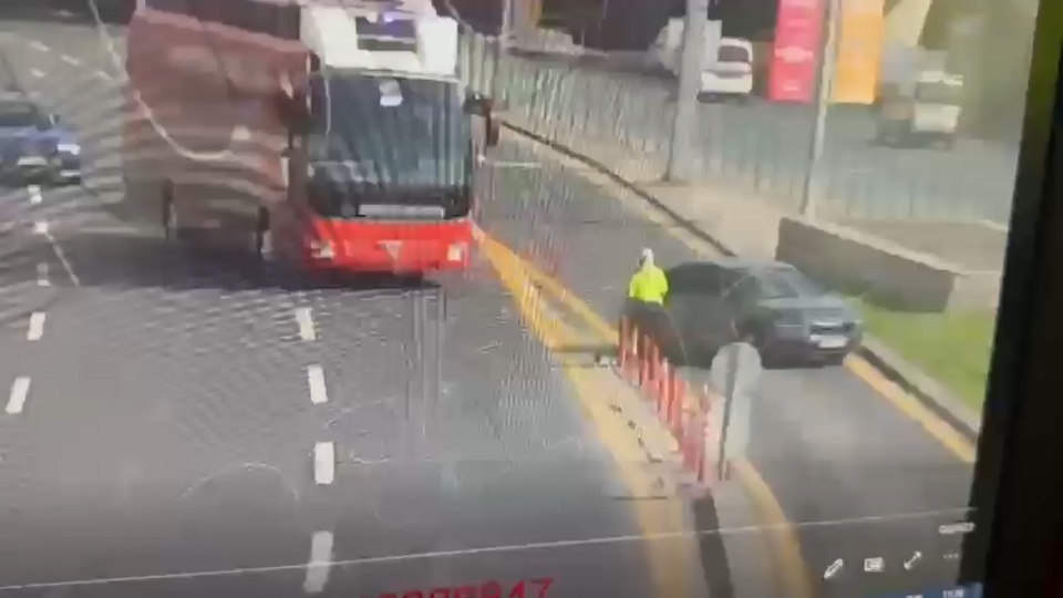 Yerlikaya CHP otobüsünün videosunu paylaştı